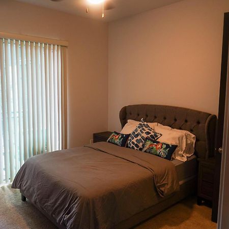 Luxury Designed 2 Bedrooms Part Hotel In Woodland Hills Ca ロサンゼルス エクステリア 写真
