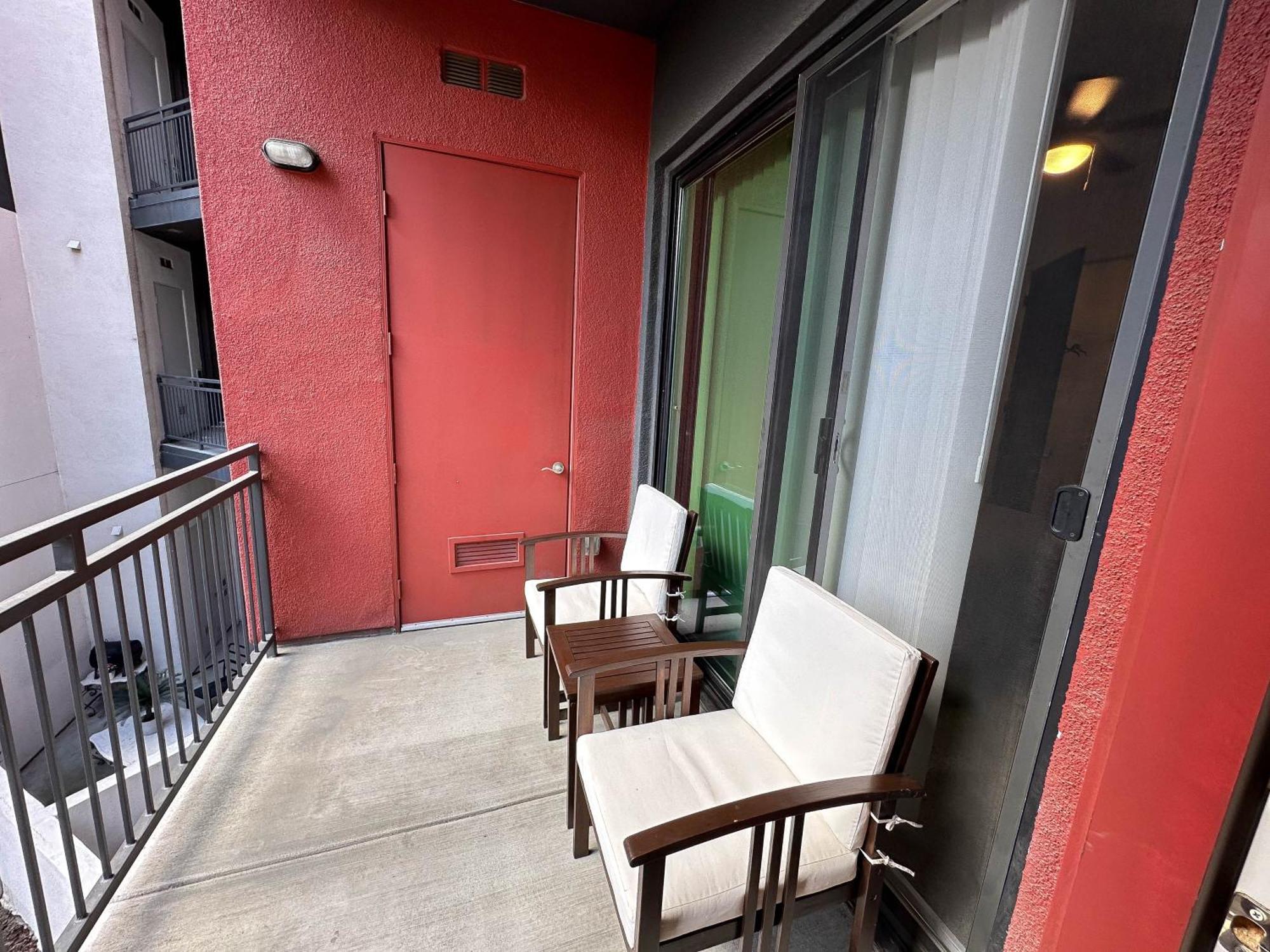 Luxury Designed 2 Bedrooms Part Hotel In Woodland Hills Ca ロサンゼルス エクステリア 写真